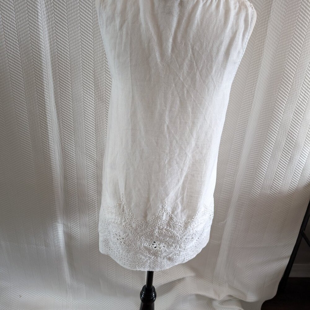 Cynthia Rowley 100% White  Linen Sleeveless Top Embroidered Hem Medium Coastal - Picture 7 of 12